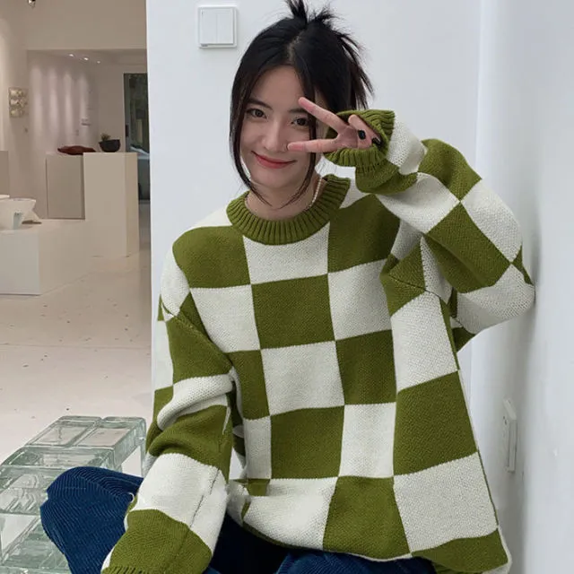 Checkered Sweater With Round Neck