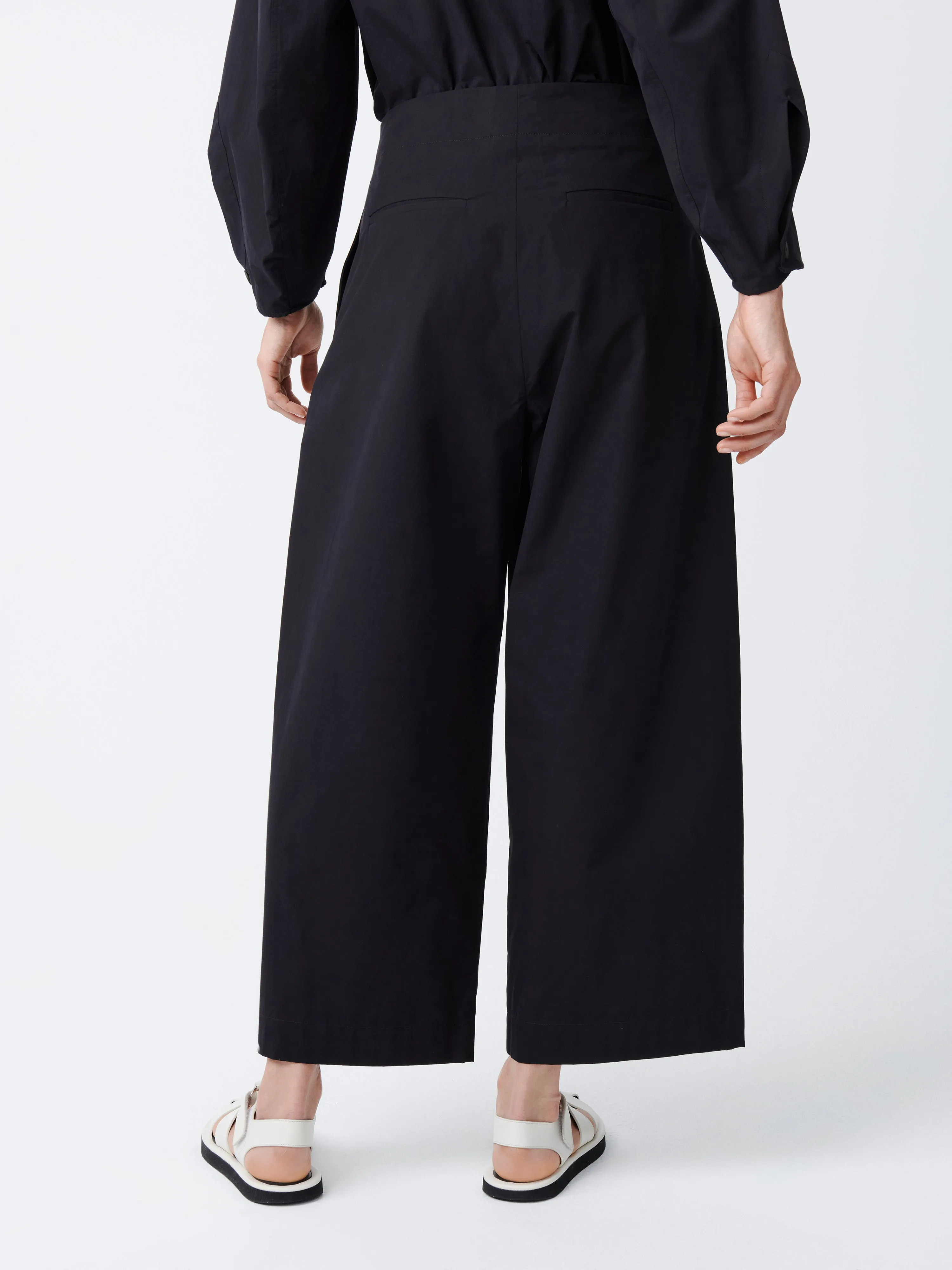 Dordoni Pant in Darkest Navy