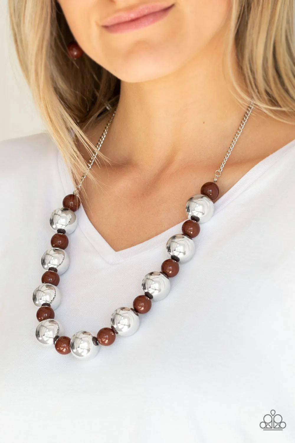 Paparazzi Top Pop Brown Necklace Set